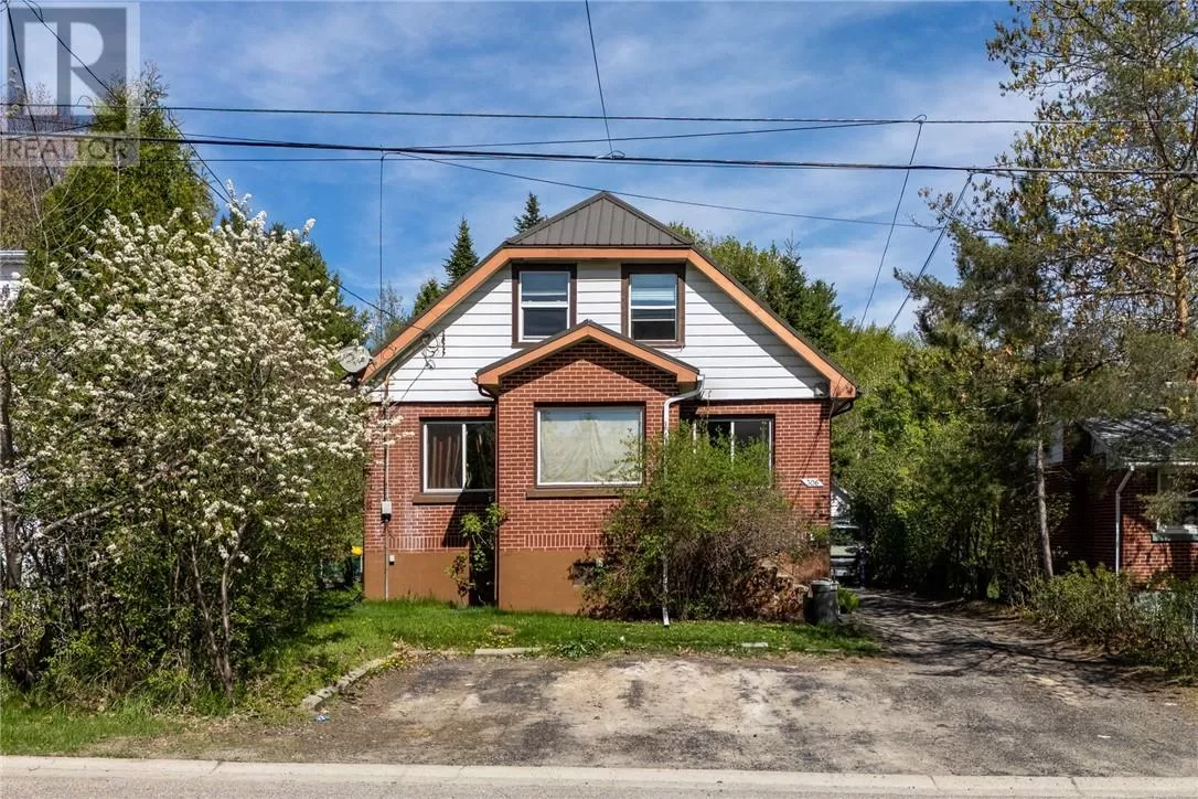 306 Jeanne D'arc Avenue, Sudbury, Ontario P3B 2Z8