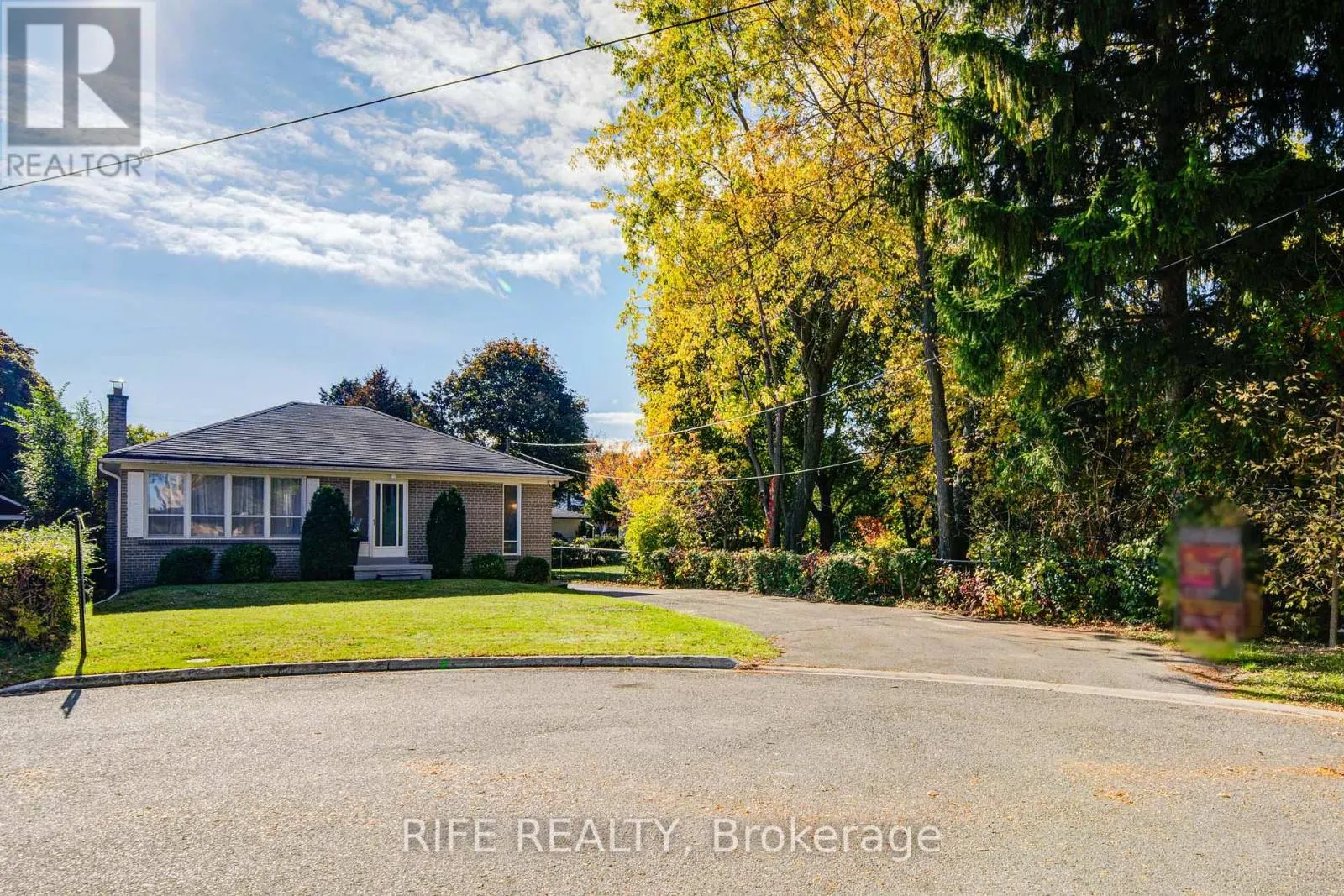 House for rent: 306 Wenlock Avenue, Richmond Hill, Ontario L4C 1M7