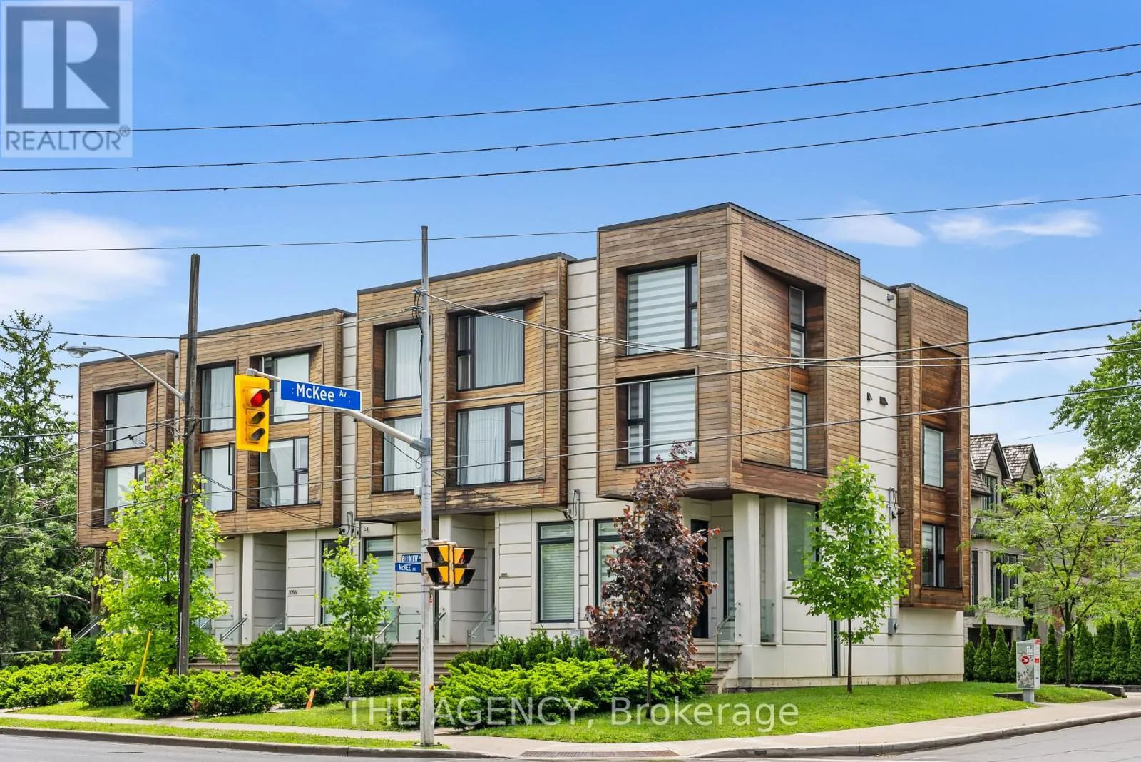 Row / Townhouse for rent: 3062 Bayview Avenue, Toronto, Ontario M2M 3R7