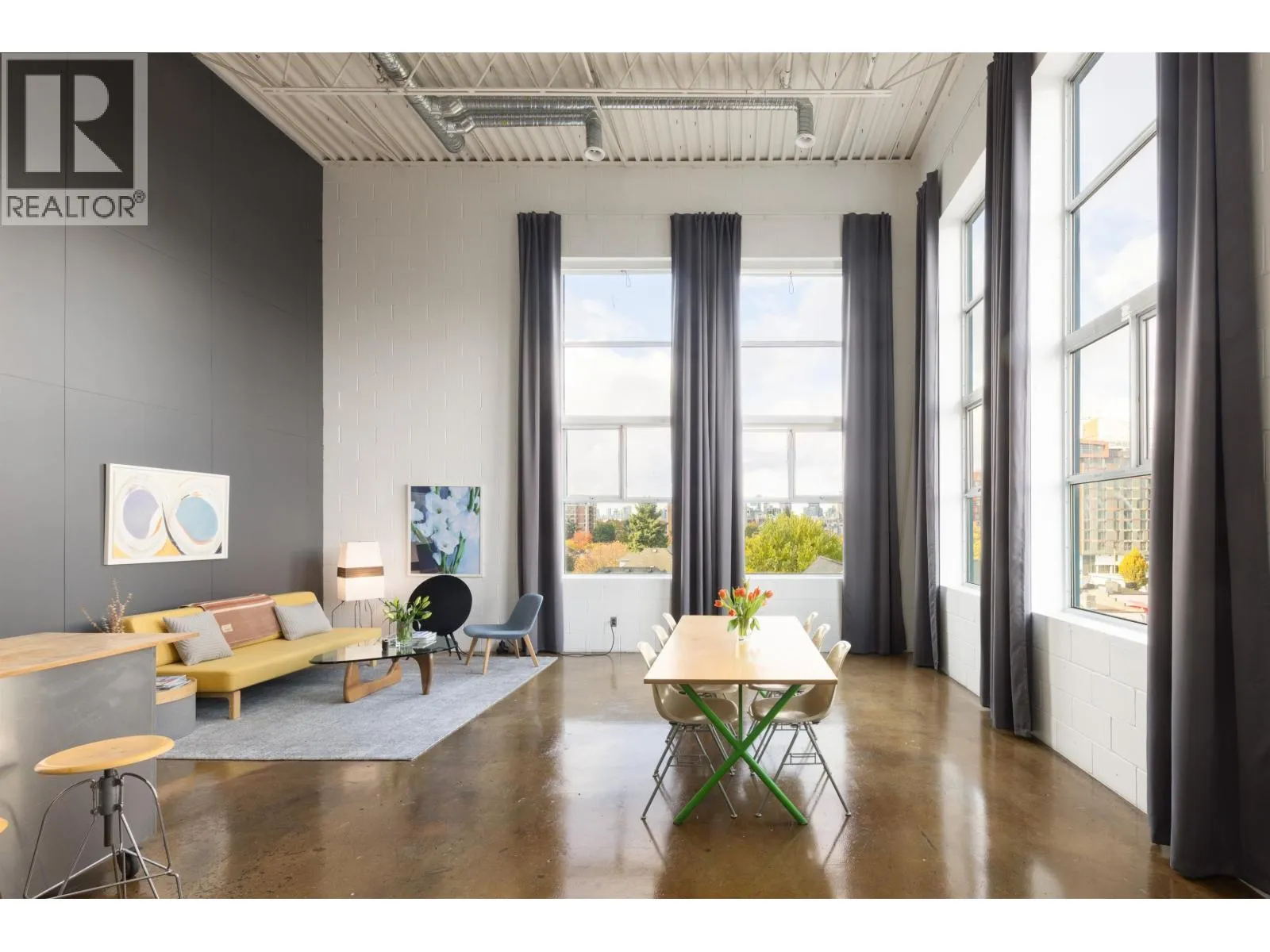 Apartment for rent: 307 1220 E Pender Street, Vancouver, British Columbia V6A 1W8