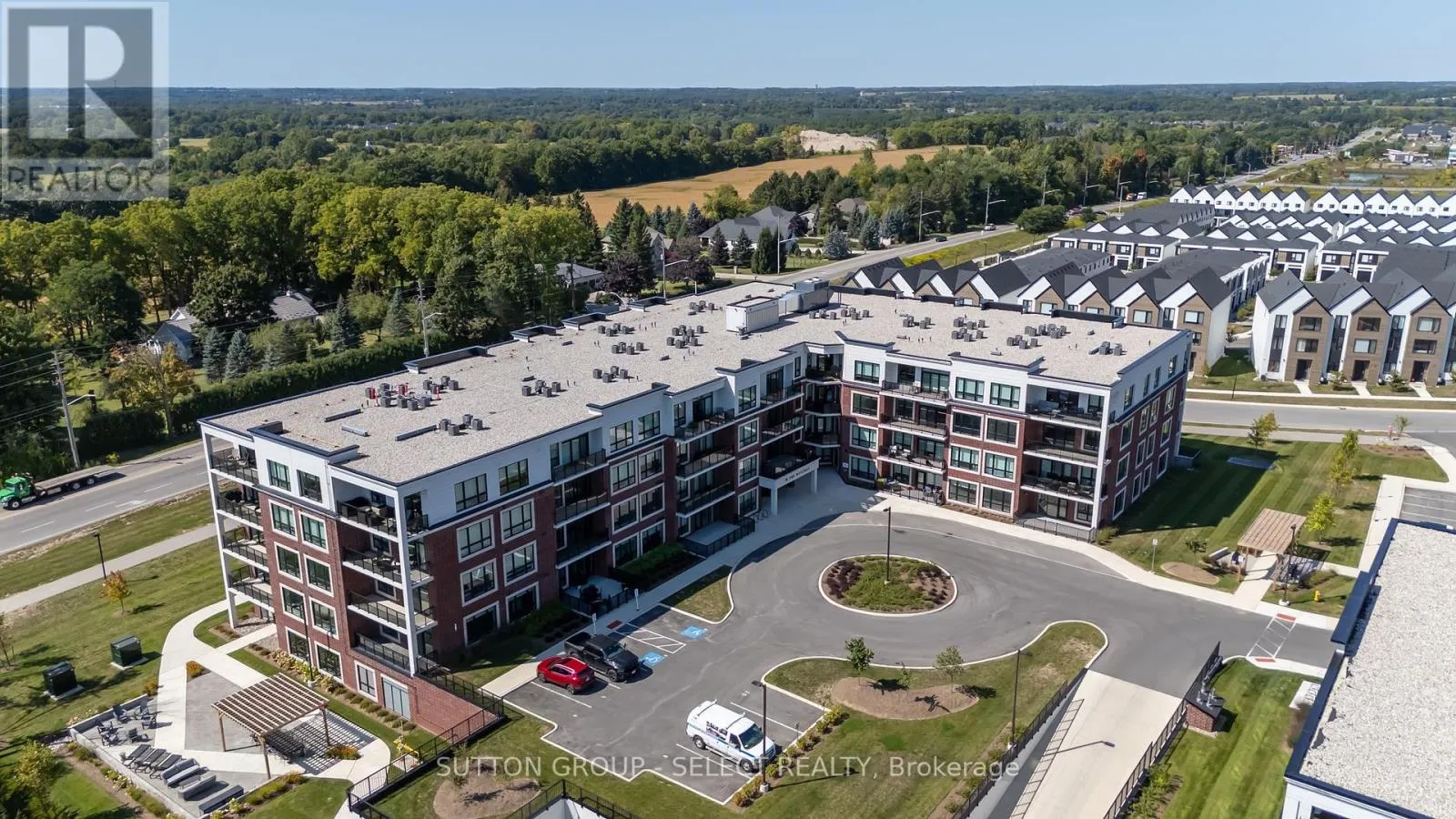 Apartment for rent: 307 - 1975 Fountain Grass Drive, London South, Ontario N6K 0M3