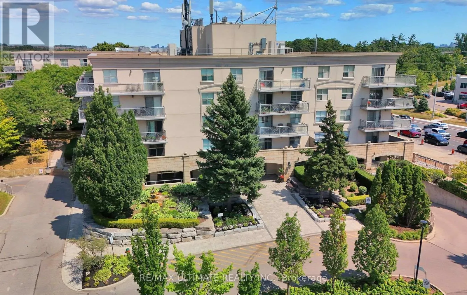 Apartment for rent: 307 - 2500 Rutherford Road, Vaughan, Ontario L4K 5N7