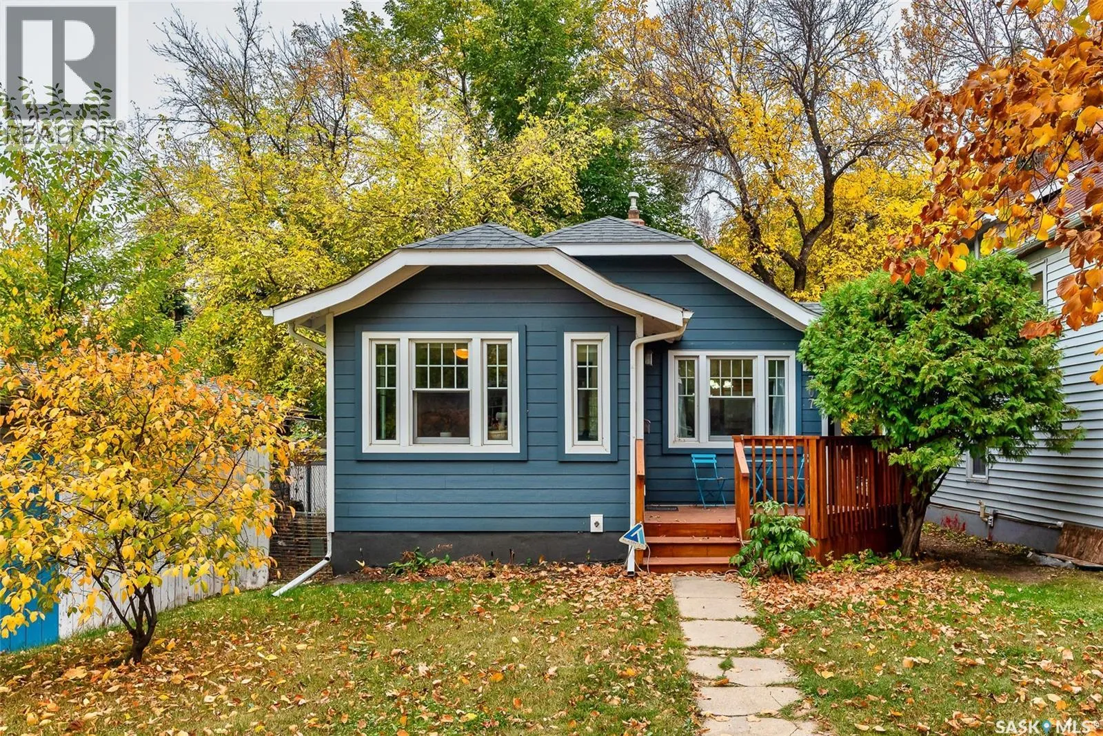 House for rent: 307 28th Street W, Saskatoon, Saskatchewan S7L 0K6