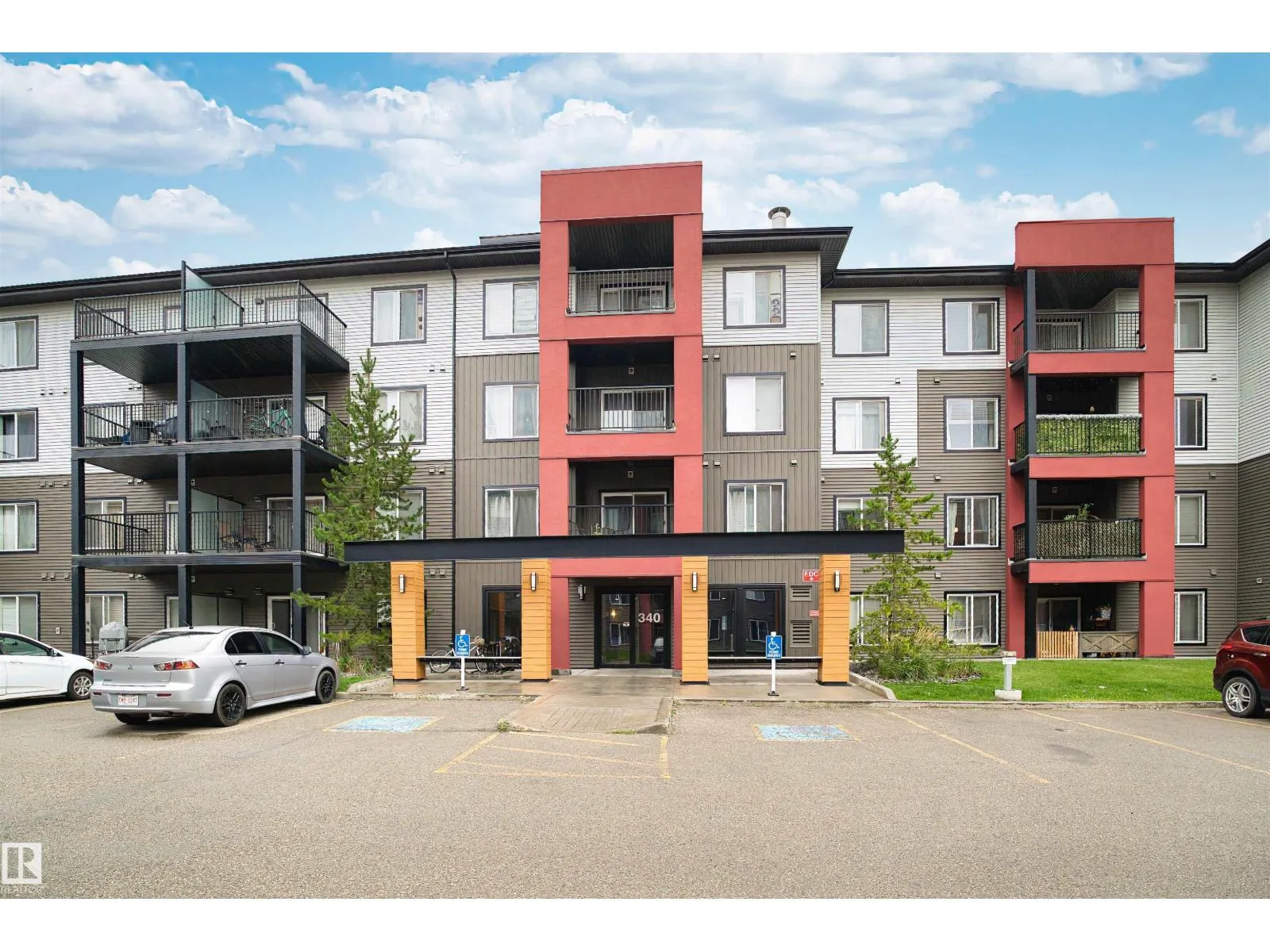 Apartment for rent: #307 340 Windermere Rd Nw, Edmonton, Alberta T6W 2P2