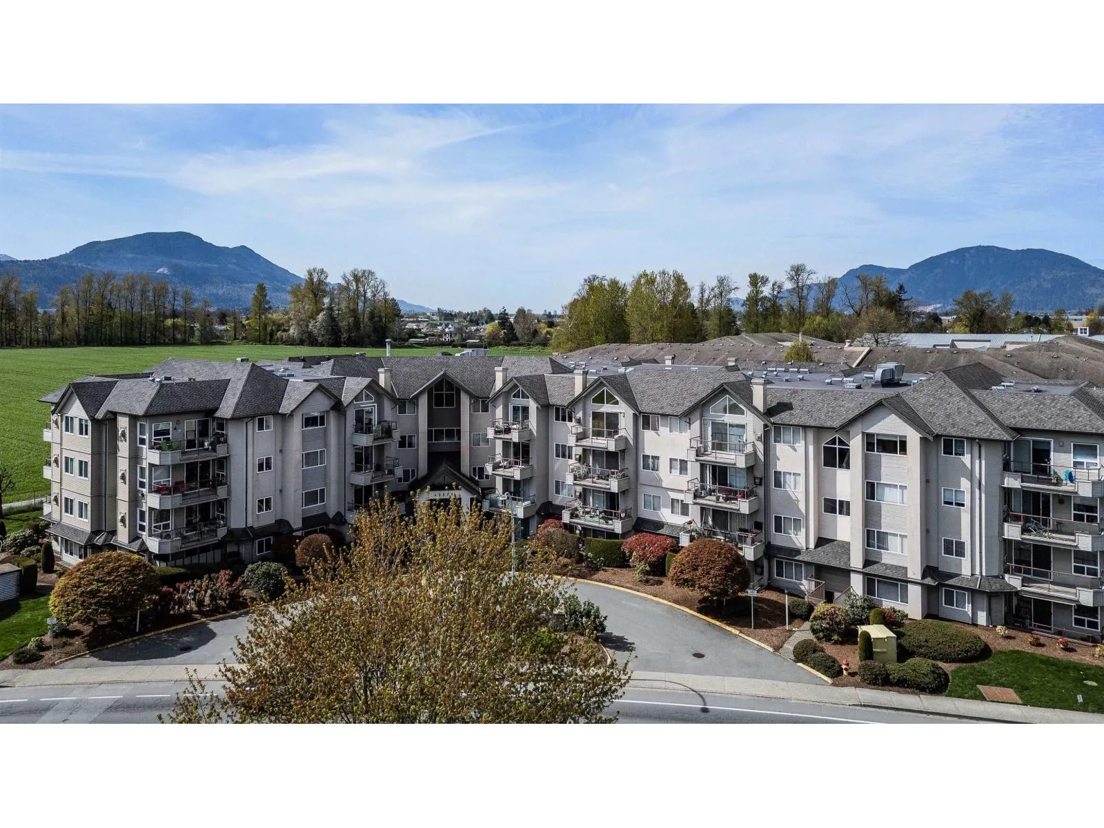 Apartment for rent: 307 45520 Knight Road|sardis West Vedder, Chilliwack, British Columbia V2R 3Z2