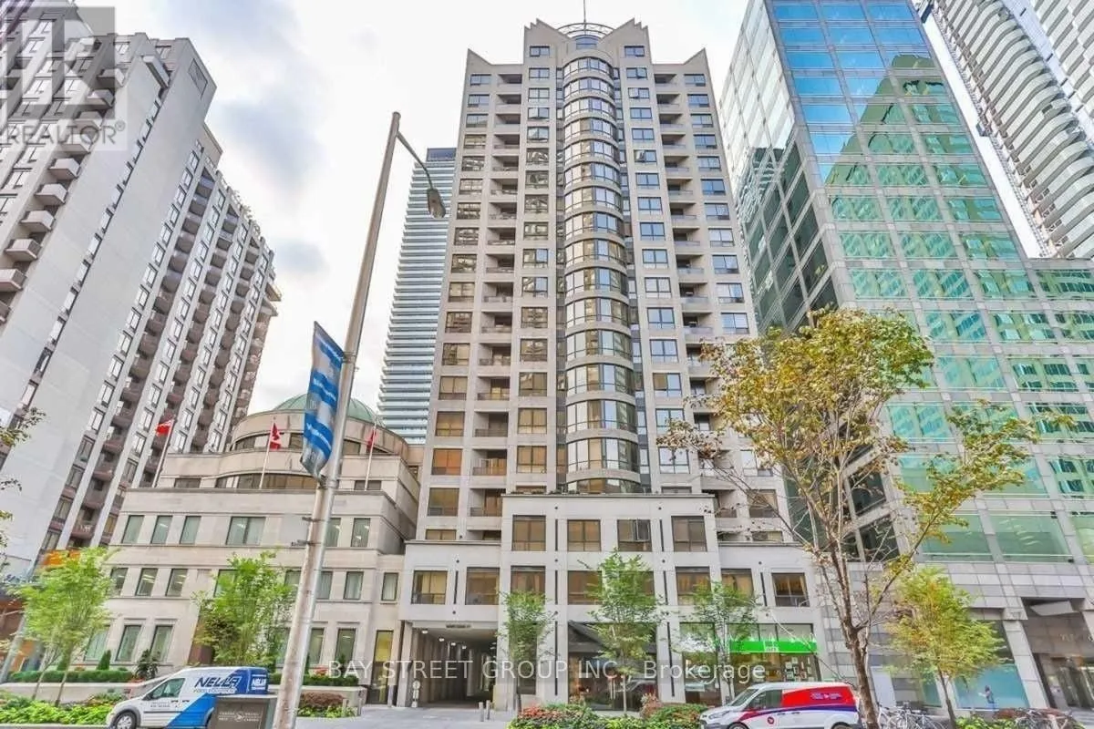 Apartment for rent: 307 - 55 Bloor Street E, Toronto, Ontario M4W 3W6