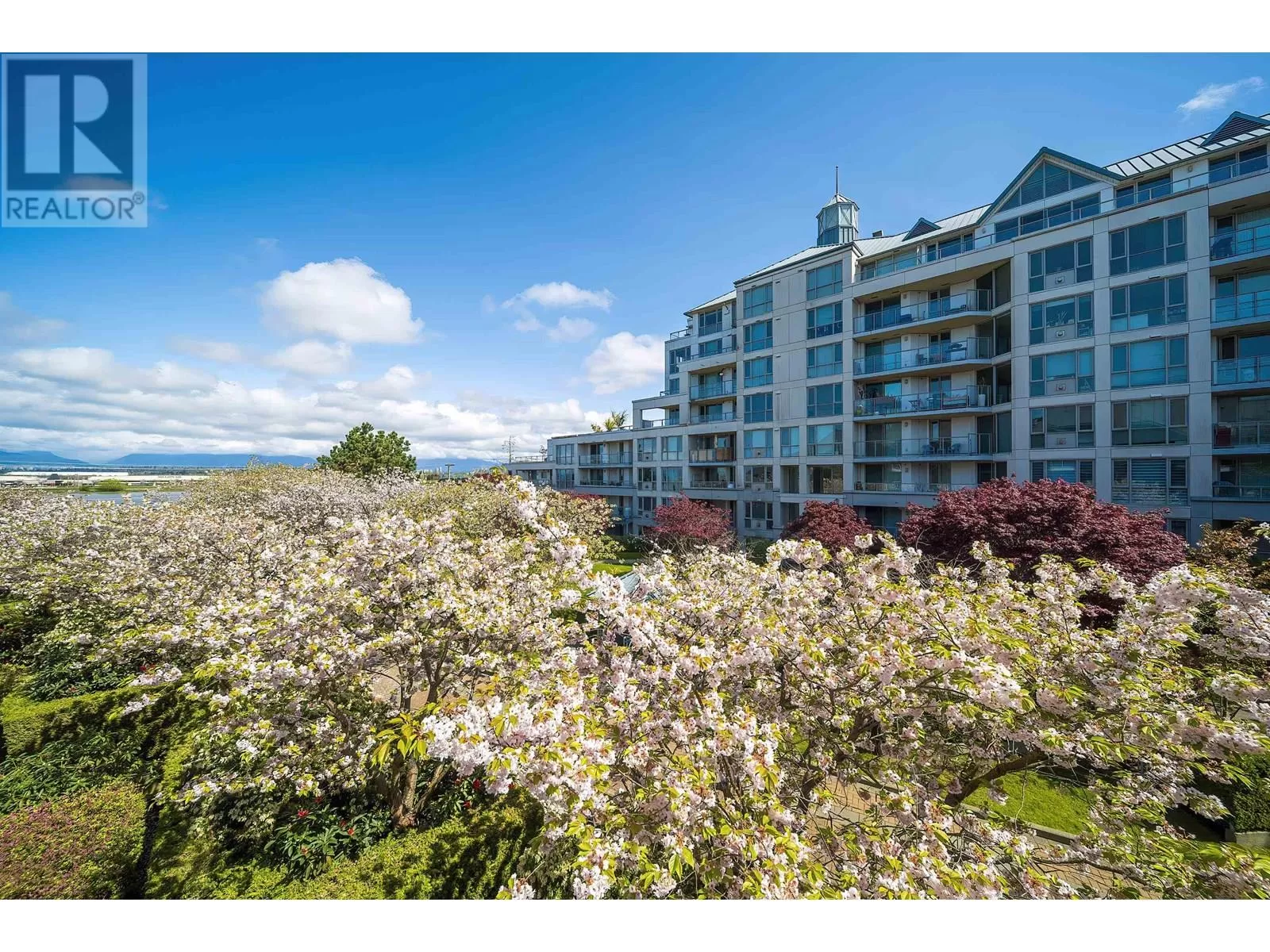 Apartment for rent: 307 5860 Dover Crescent, Richmond, British Columbia V7C 5R7