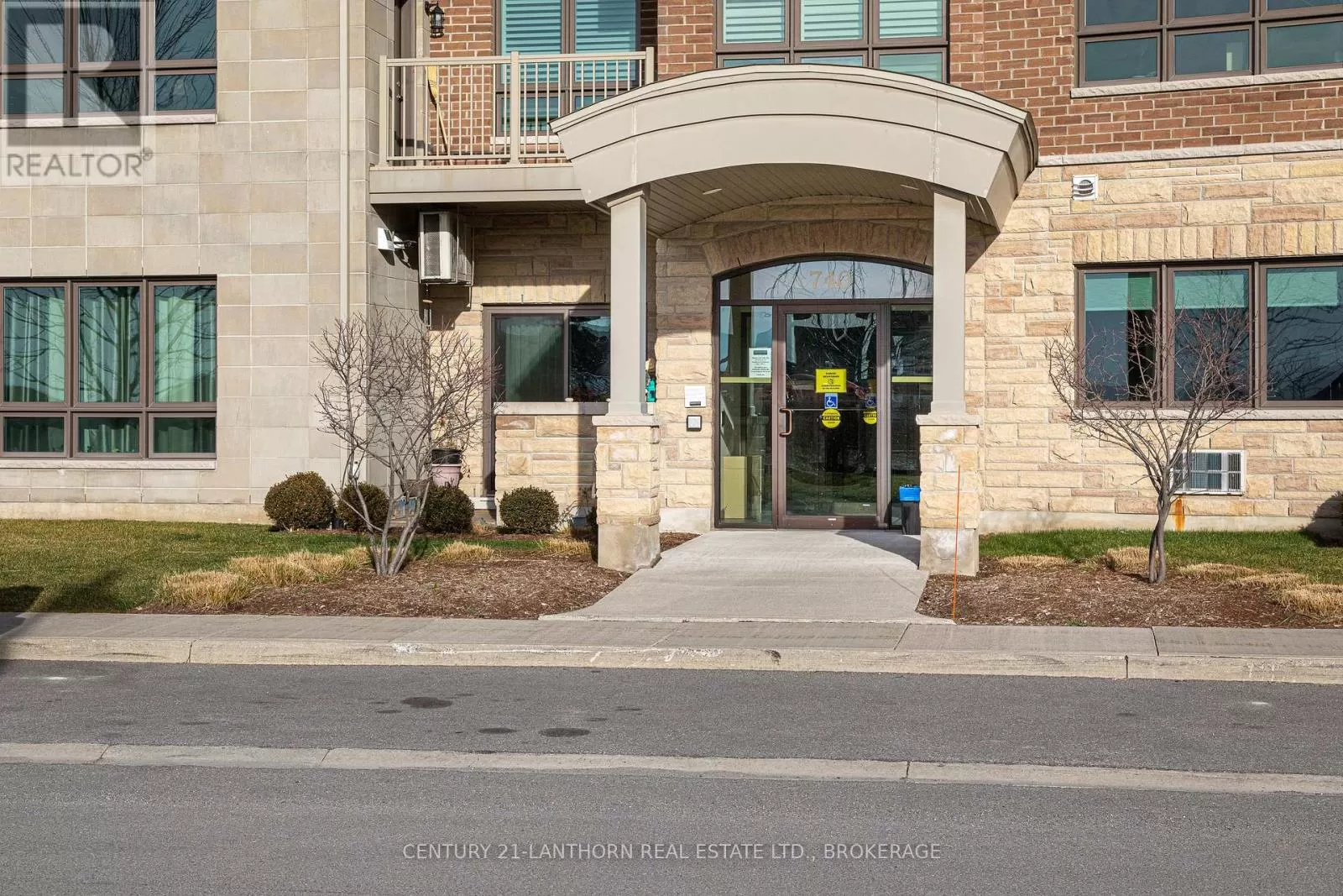 Apartment for rent: 307 - 740 Augusta Drive, Kingston, Ontario K7P 0R5