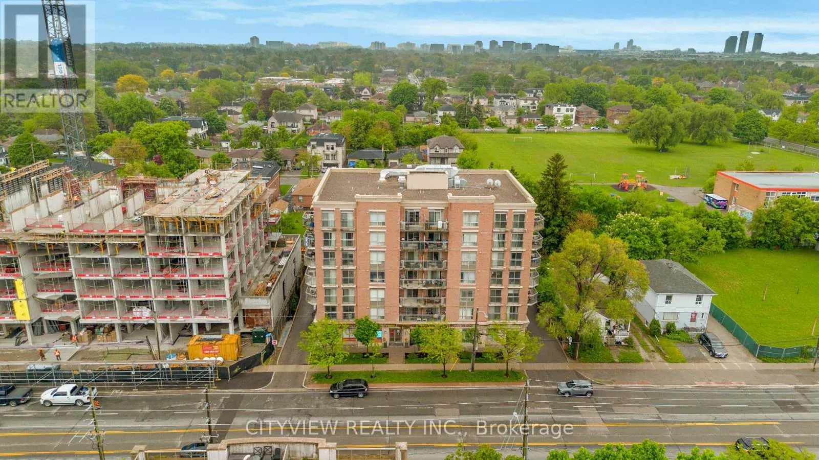 Apartment for rent: 307 - 801 Sheppard Avenue W, Toronto, Ontario M3H 2T3