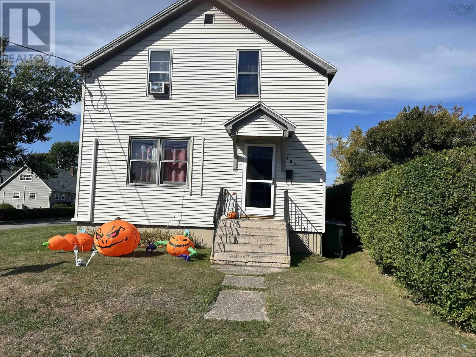 House for rent: 307 Cabot Street, Sydney, Nova Scotia B1P 4E9