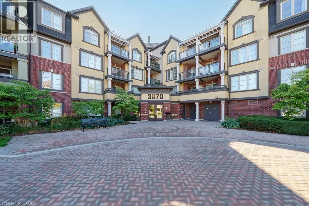 Apartment for rent: 3070 Rotary Way Unit# 121, Burlington, Ontario L7M 0H1