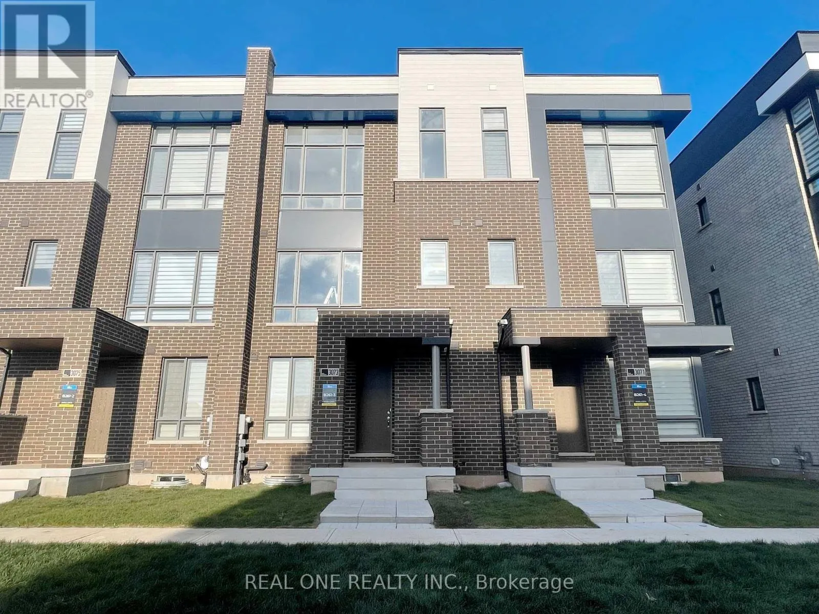 Row / Townhouse for rent: 3073 Welsman Gardens, Oakville, Ontario L6H 7Z2