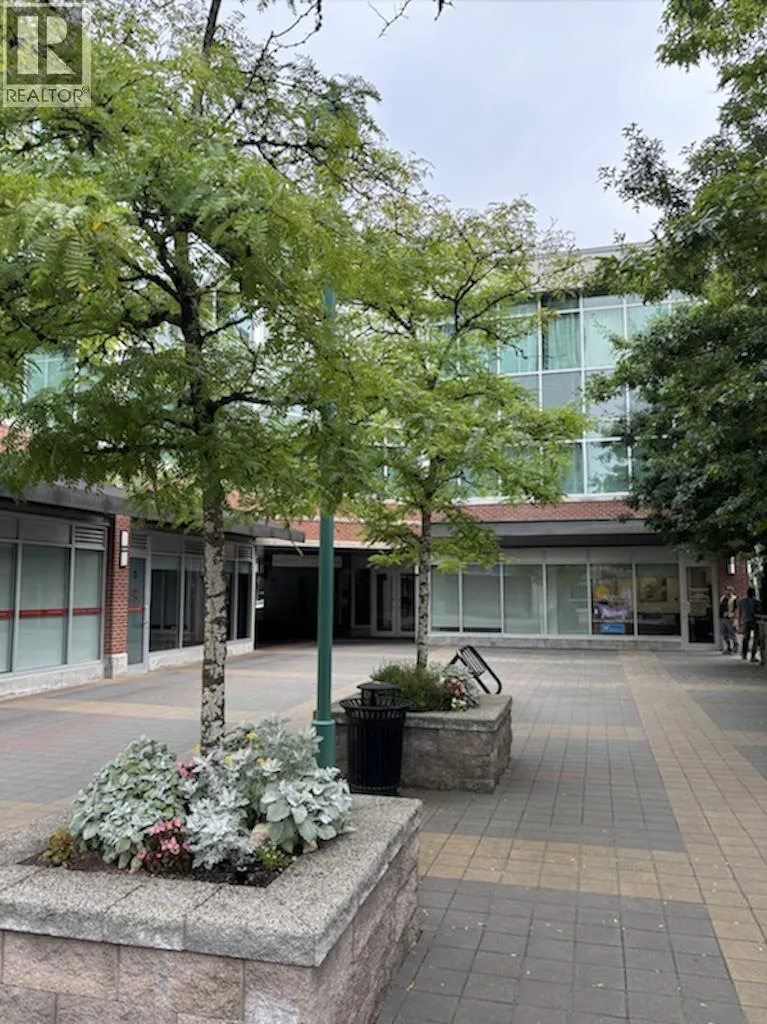 308 12099 Harris Road, Pitt Meadows, British Columbia V3Y 0C8