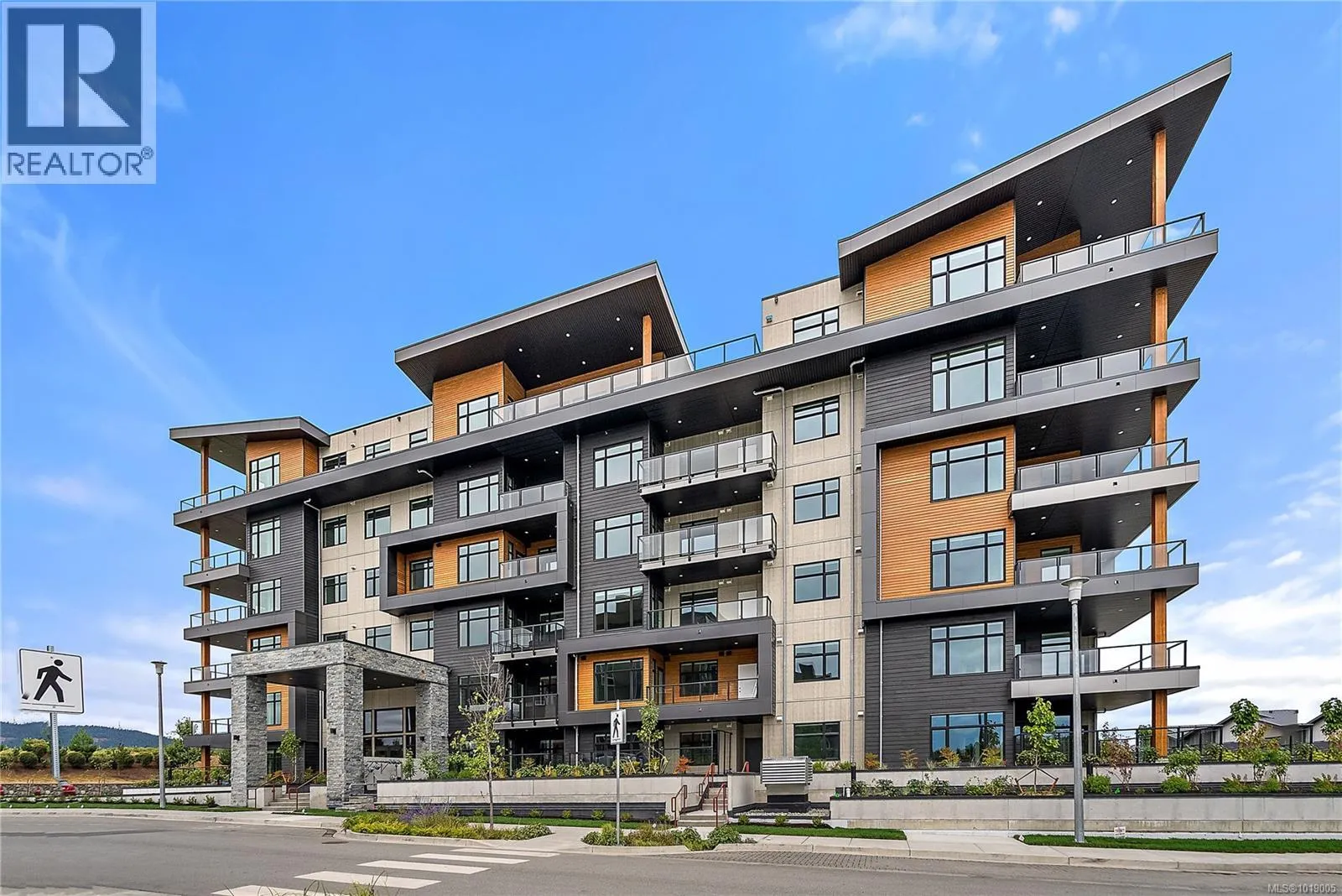 Apartment for rent: 308 2520 Hackett Cres, Central Saanich, British Columbia V8M 0B9