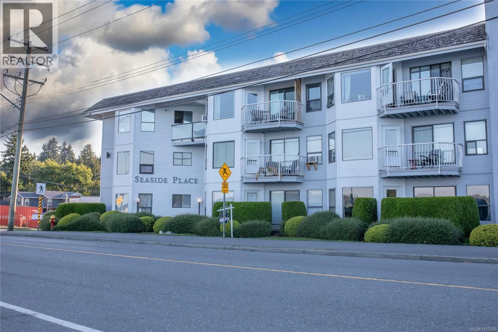 Apartment for rent: 308 2815 Departure Bay Rd, Nanaimo, British Columbia V9S 5P4