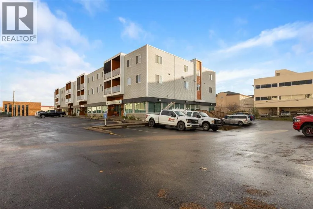 Apartment for rent: 308, 8219 Fraser Avenue, Fort McMurray, Alberta T9H 0A2