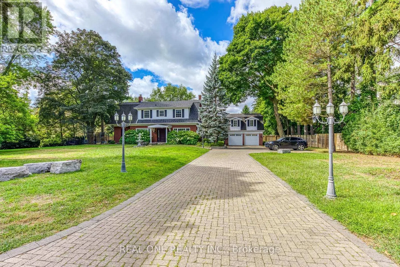 House for rent: 308 Morrison Road, Oakville, Ontario L6J 4J9