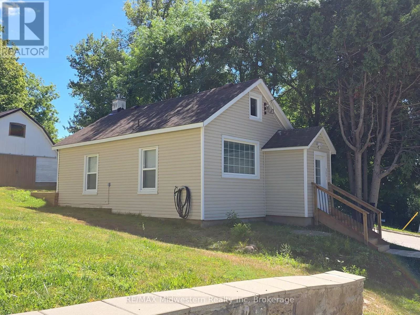 House for rent: 3089 Patrick Street, Howick, Ontario N0G 1V0