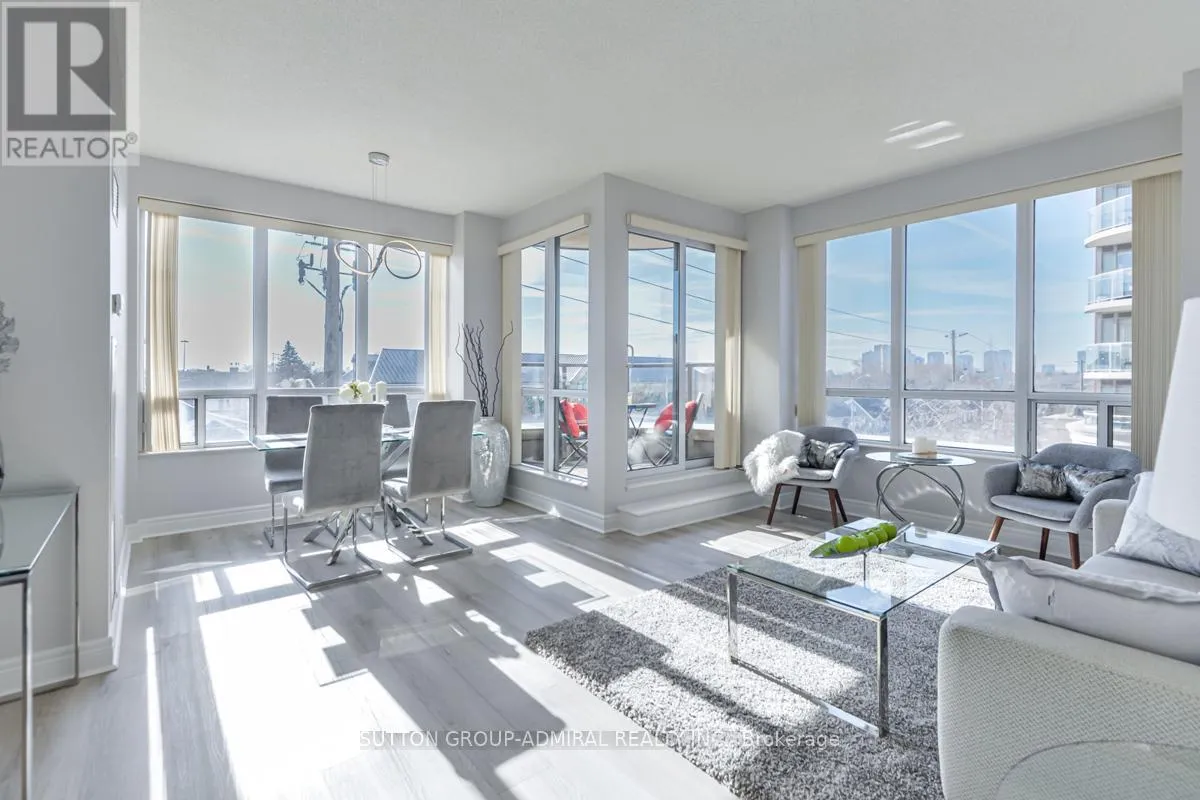 Apartment for rent: 309 - 1 Clairtrell Road, Toronto, Ontario M2N 7H6