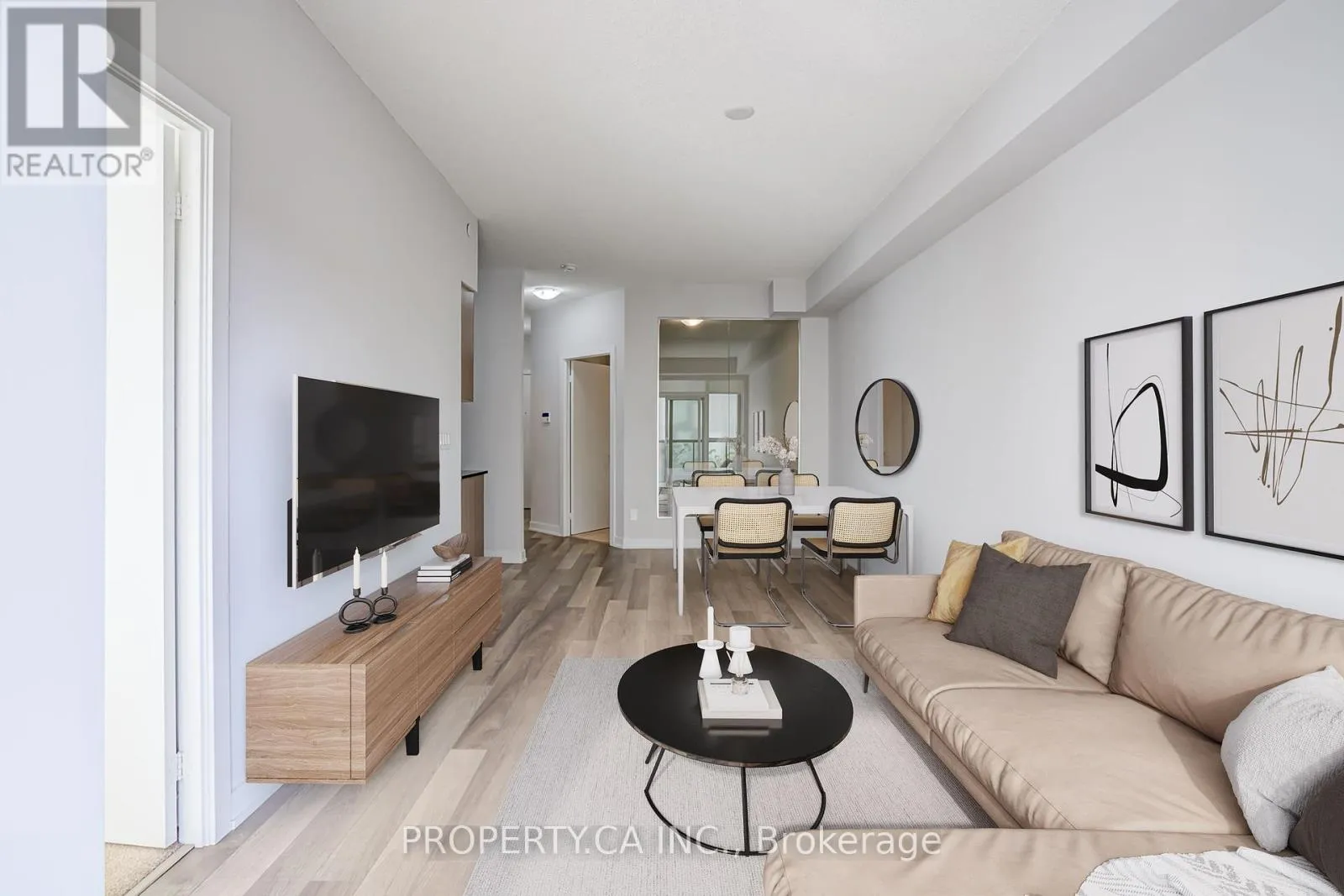 Apartment for rent: 309 - 1603 Eglinton Avenue W, Toronto, Ontario M6E 0A1