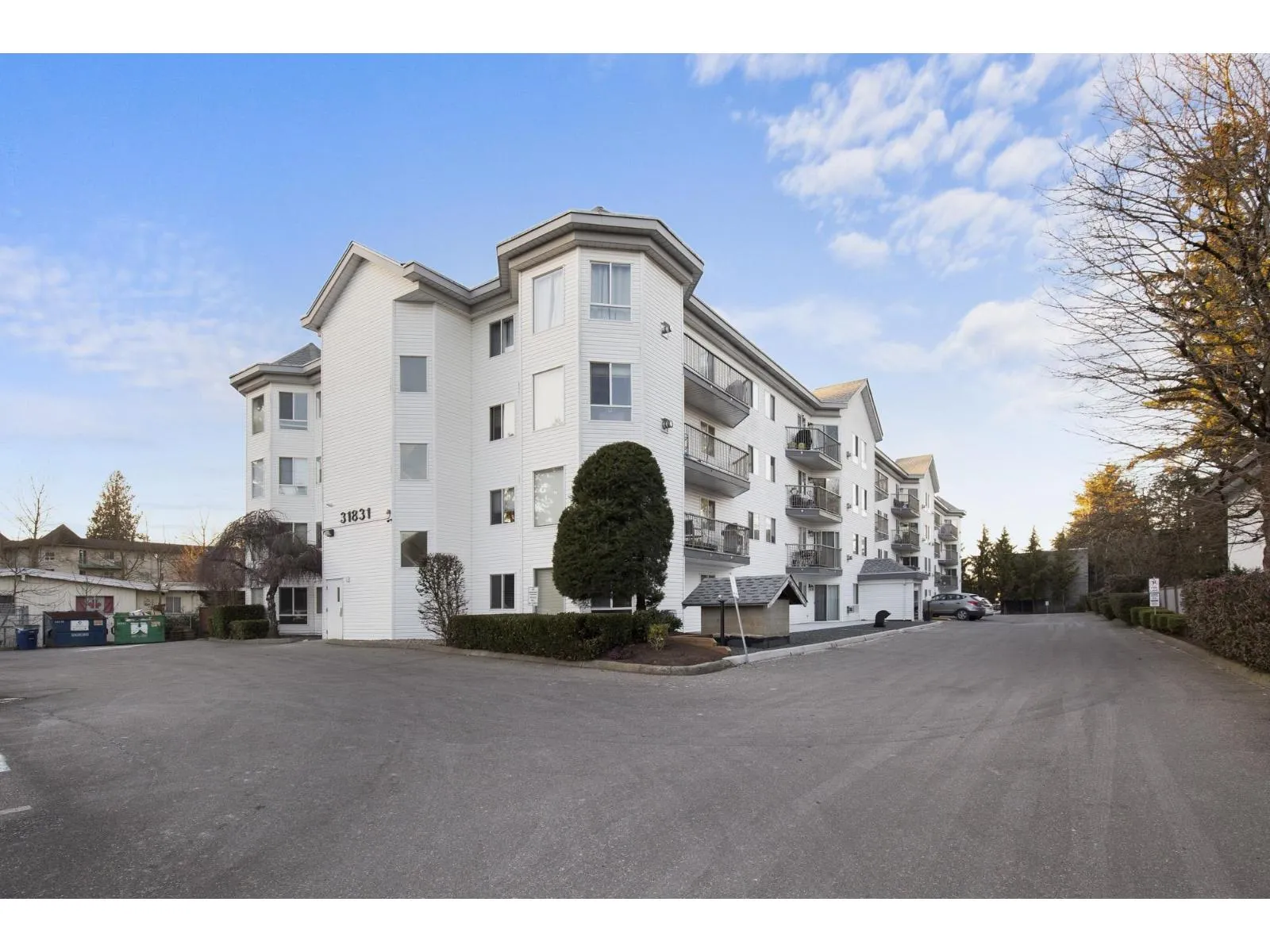 Apartment for rent: 309 31831 Peardonville Road, Abbotsford, British Columbia V2T 1L5