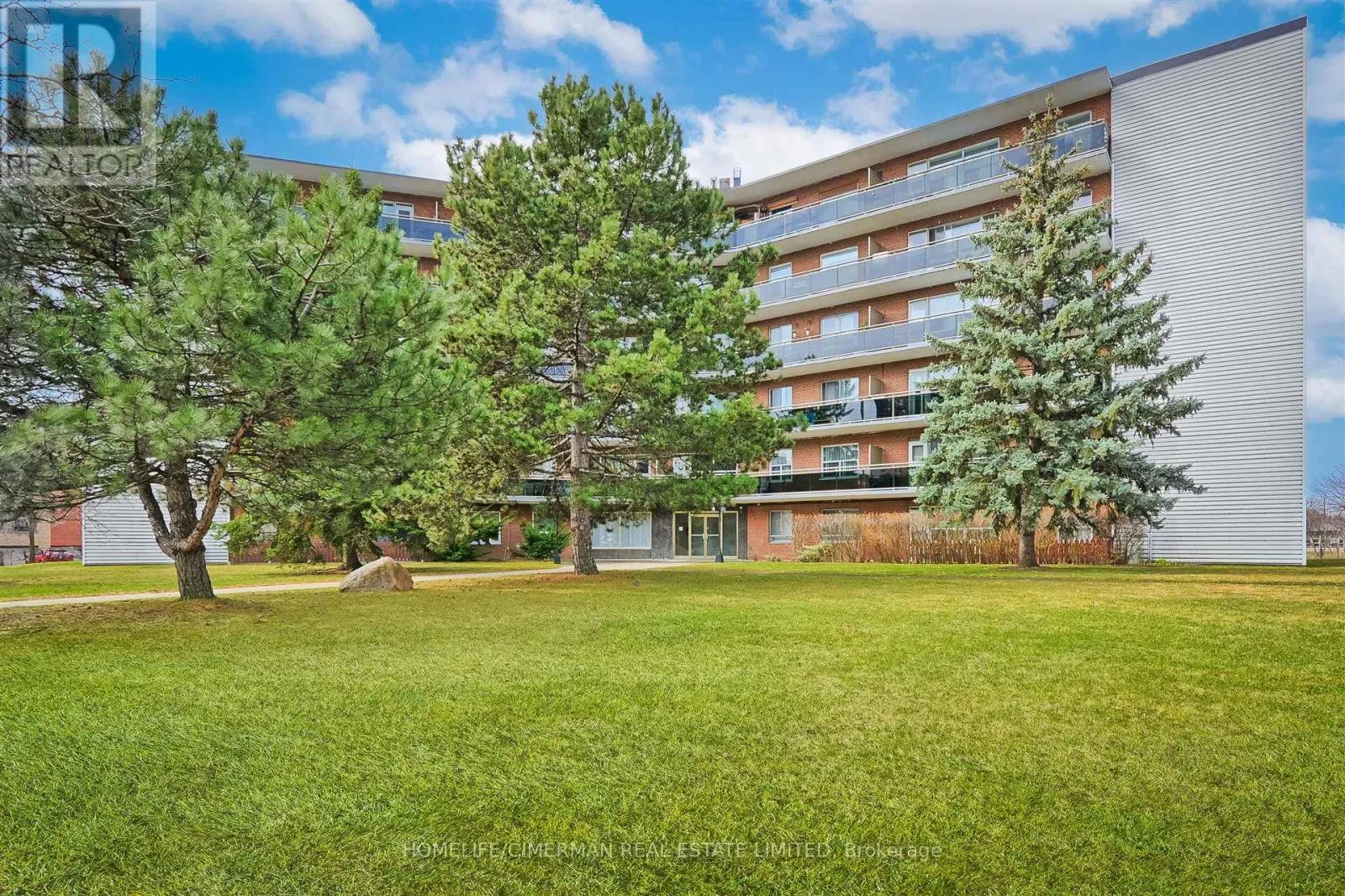 Apartment for rent: 309 - 346 The West Mall, Toronto, Ontario M9C 1E5