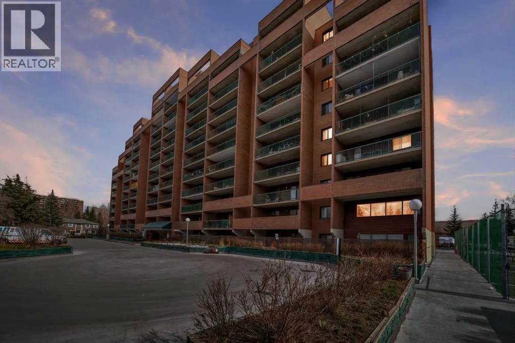 Apartment for rent: 309, 5204 Dalton Drive Nw, Calgary, Alberta T3A 3H1