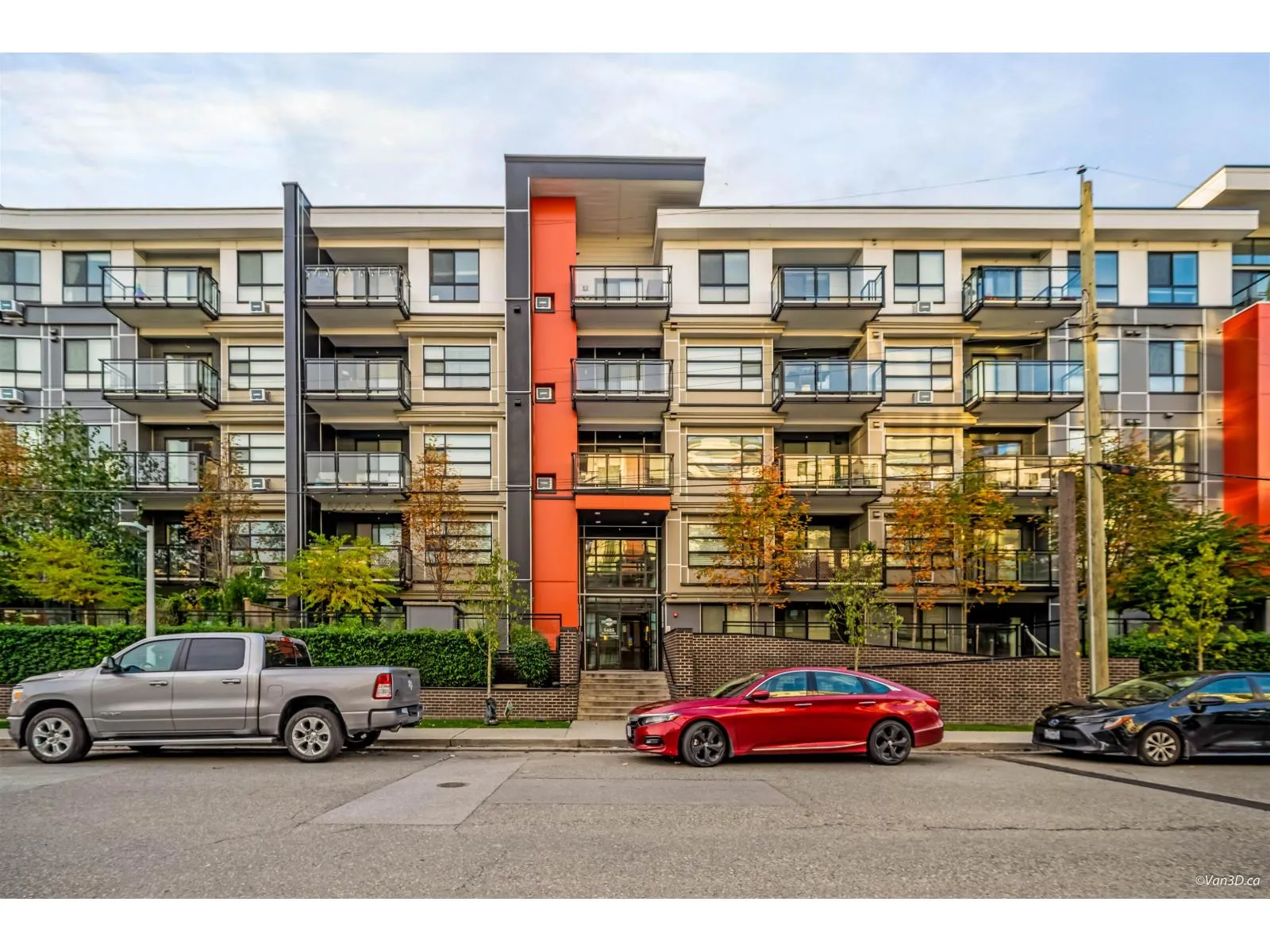 Apartment for rent: 309 5485 Brydon Crescent, Langley, British Columbia V3A 0N5