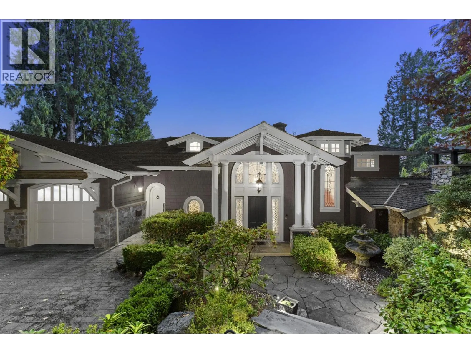 House for rent: 3090 Mathers Avenue, West Vancouver, British Columbia V7V 2K4