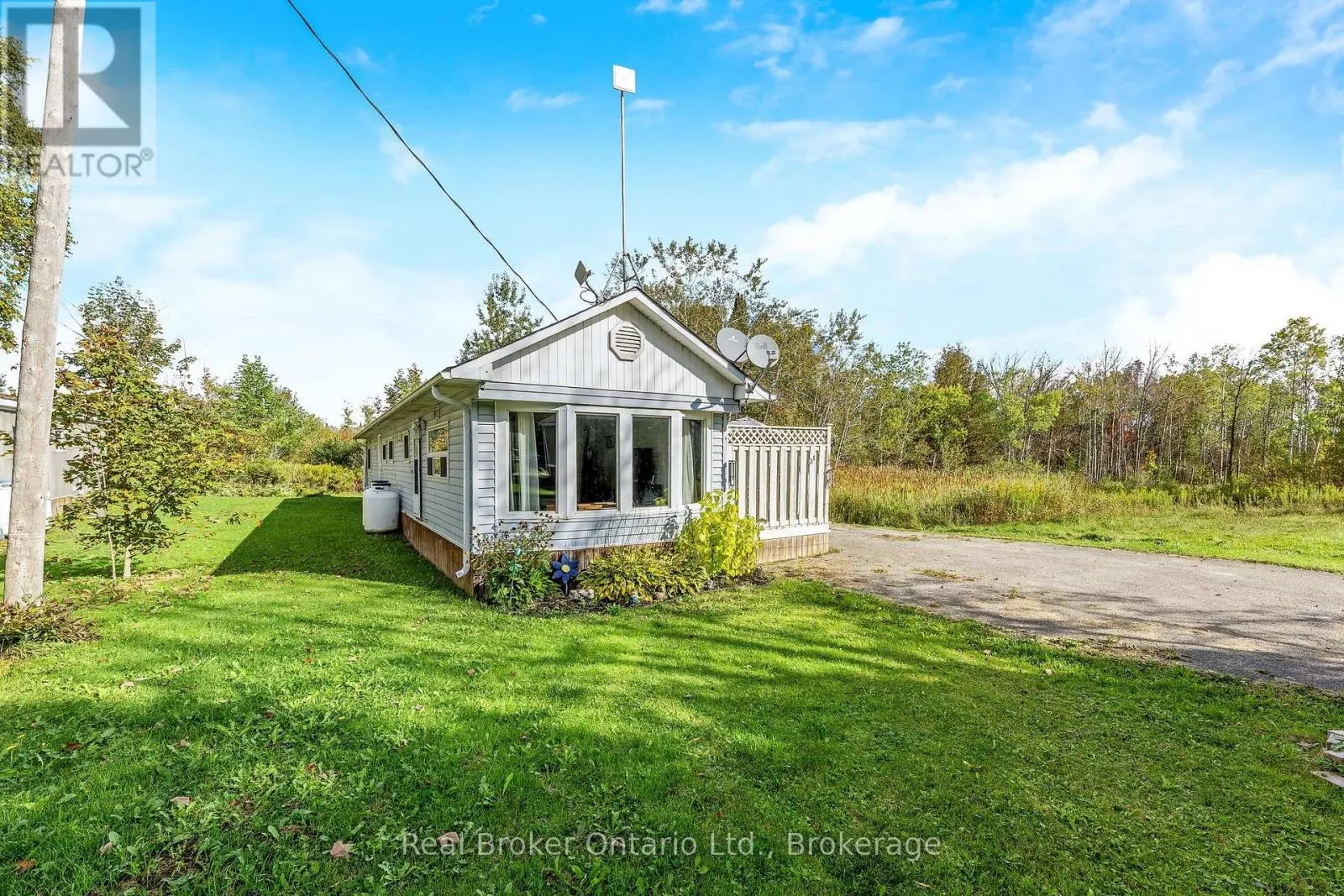 Mobile Home for rent: 31 - 026585 89 Highway, Southgate, Ontario N0C 1B0