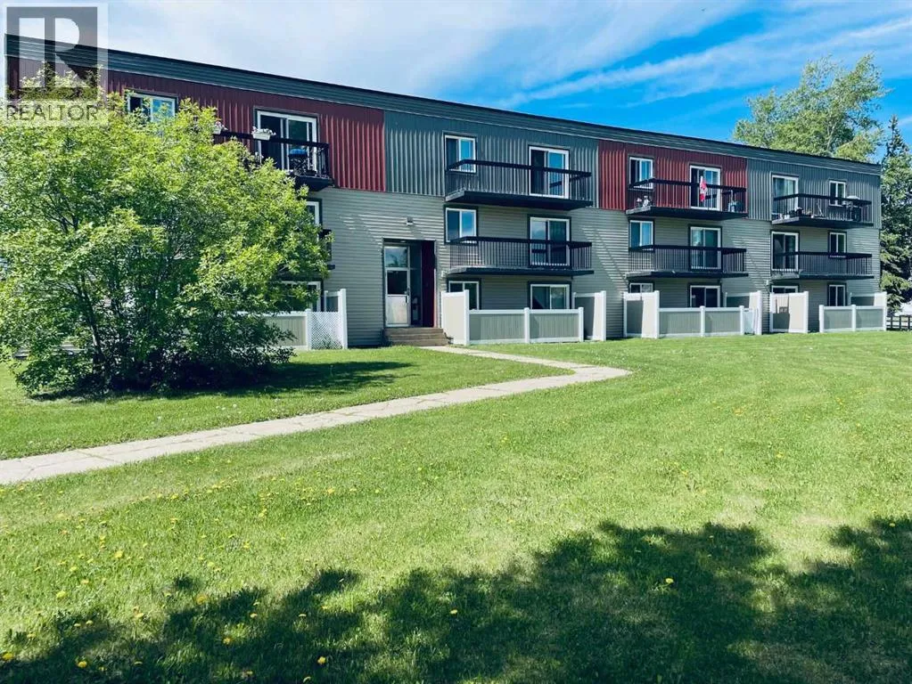 Apartment for rent: 31, 612 Main Street Nw, Slave Lake, Alberta T0G 2A1