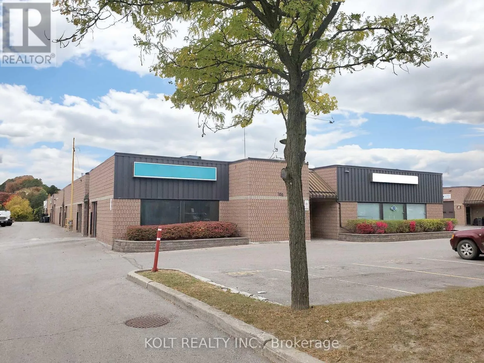 Warehouse for rent: 31 - 82 Sandiford Drive, Whitchurch-Stouffville, Ontario L4A 3V9