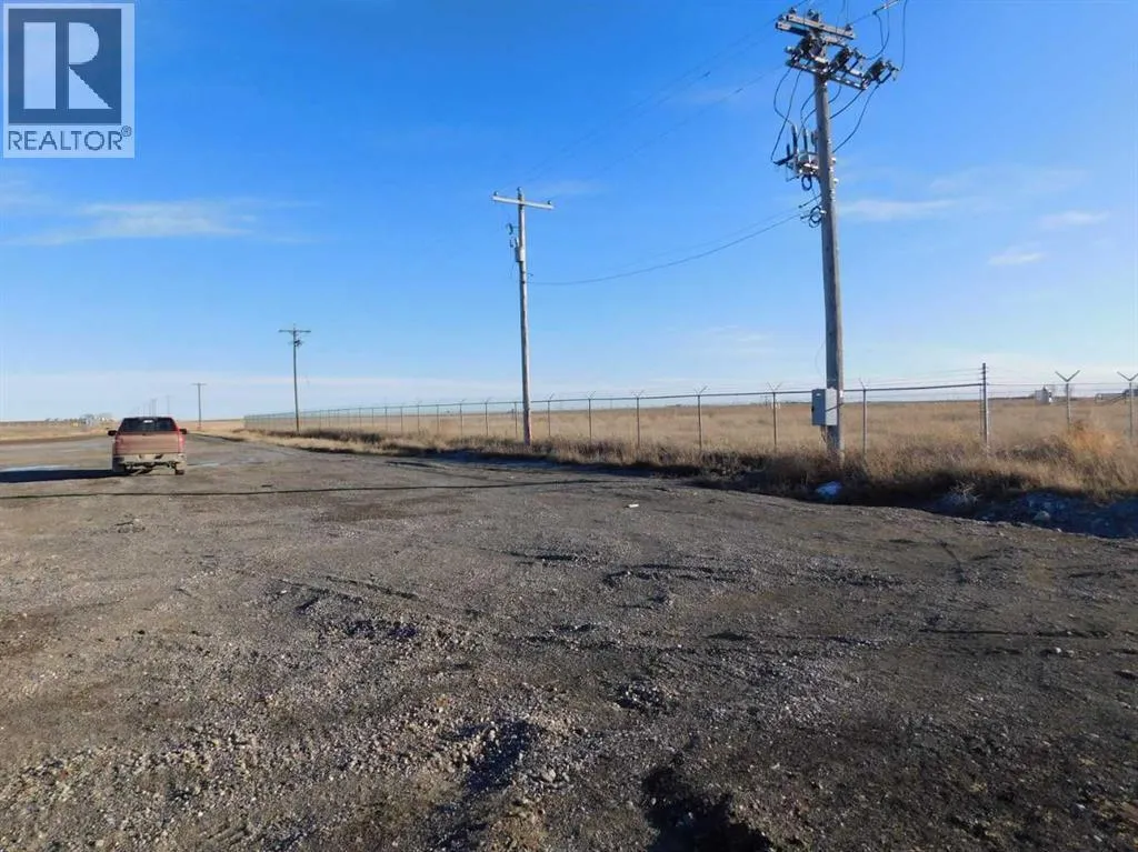 31 And 31a Leavings Street E, Granum, Alberta T0L 1A0