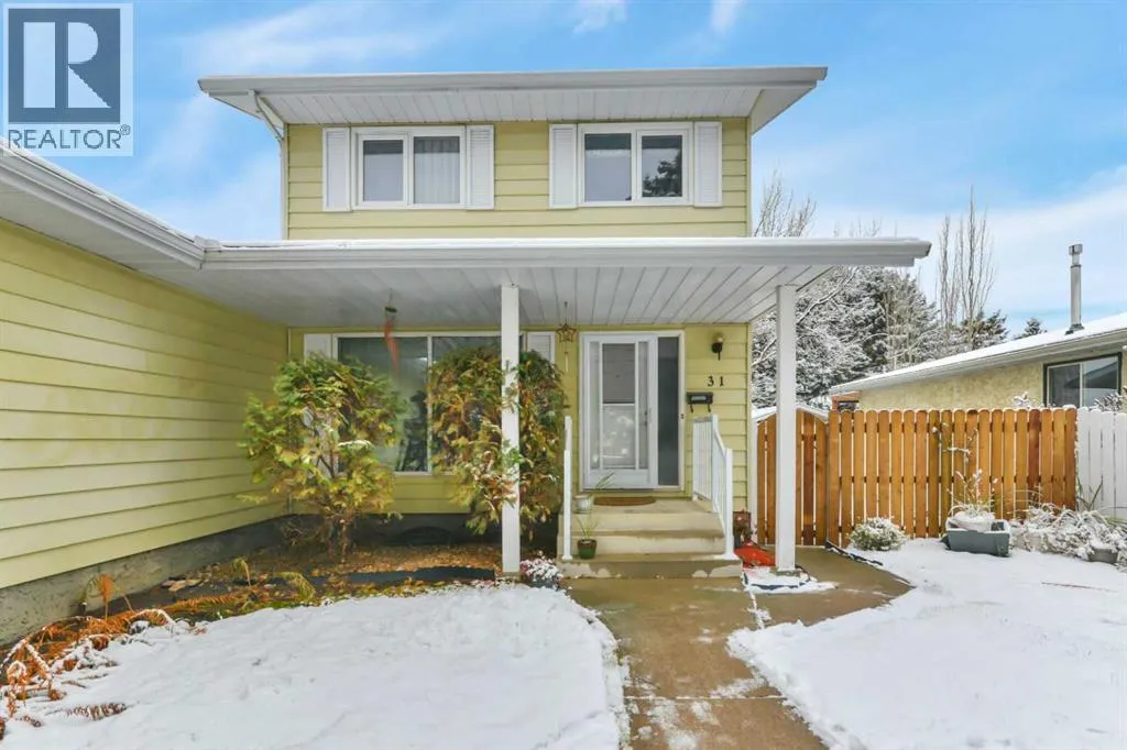 Duplex for rent: 31 Baird Street, Red Deer, Alberta T4R 1K5