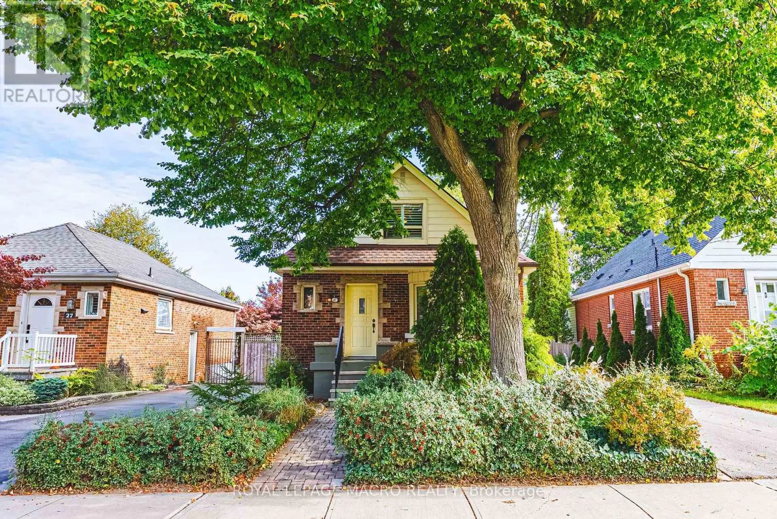 House for rent: 31 Buchanan Street, Hamilton, Ontario L9A 2V7