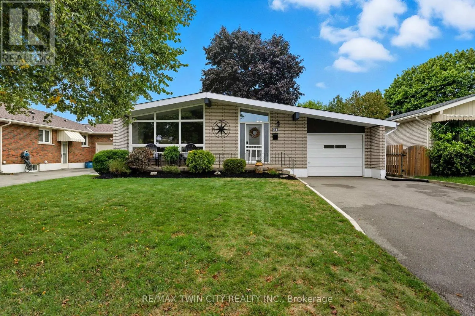 House for rent: 31 Buckingham Street, Brantford, Ontario N3R 3A9