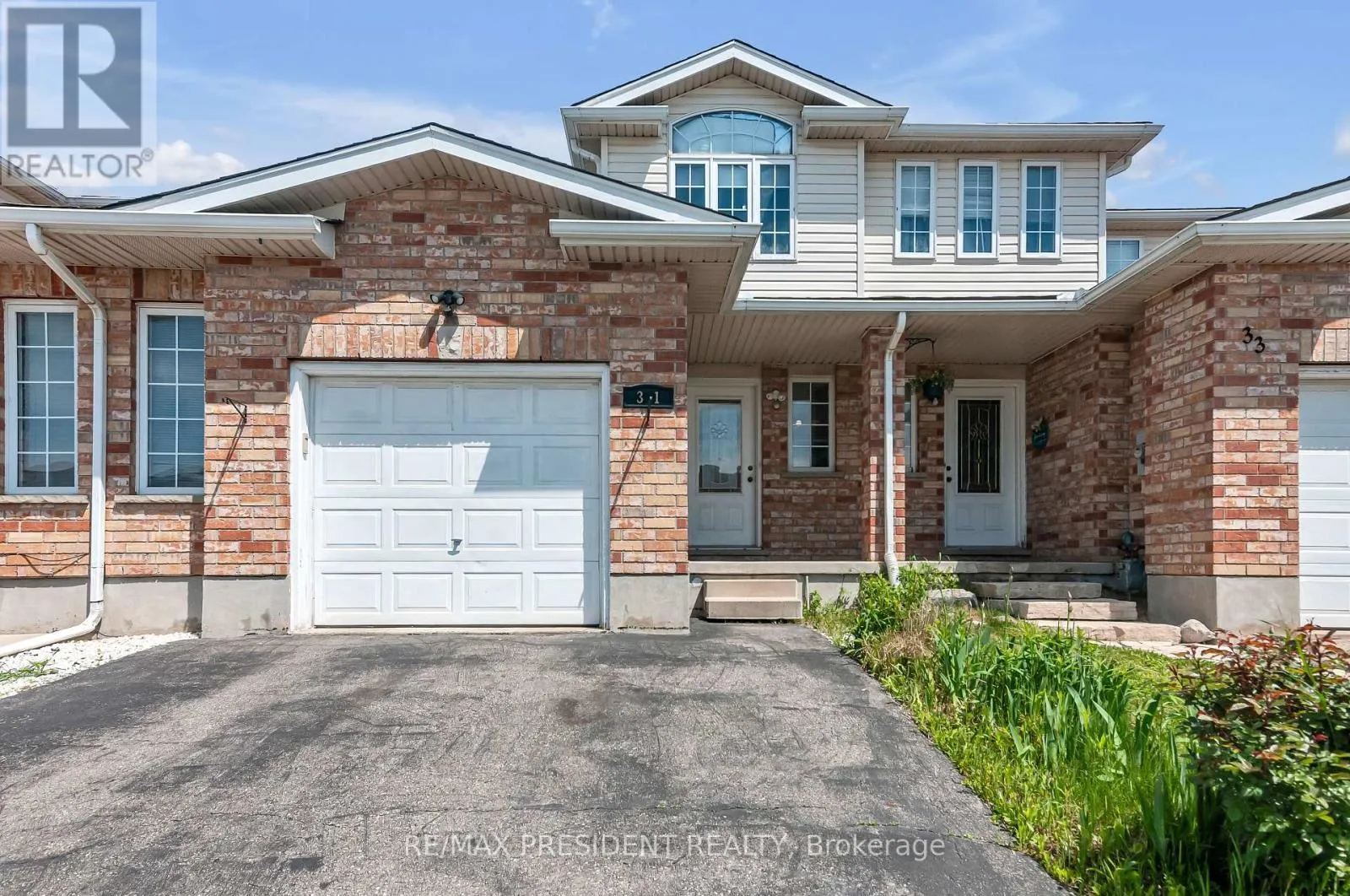 Row / Townhouse for rent: 31 Chester Drive N, Cambridge, Ontario N1T 2C4