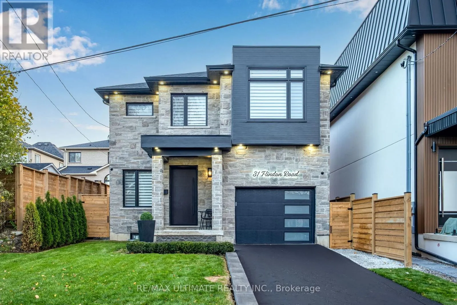 House for rent: 31 Flindon Road N, Toronto, Ontario M9M 1J1