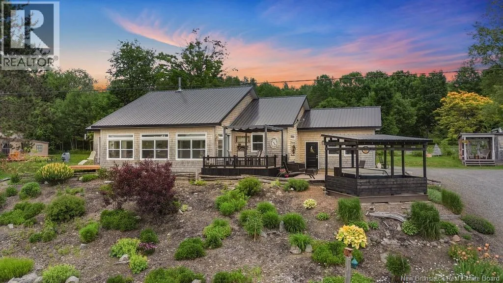 31 Hawkshaw Road, Hawkshaw, New Brunswick E6G 1N8