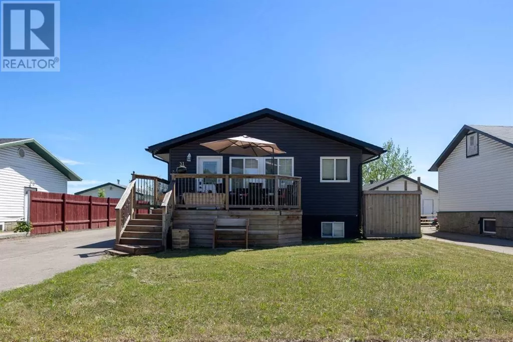 House for rent: 31 Rae Crescent, Fort McMurray, Alberta T9H 1H2