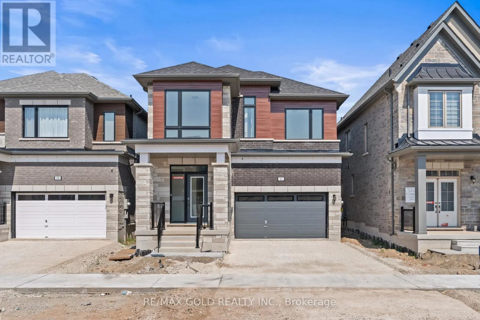 House for rent: 31 Stanley Leitch Drive, Erin, Ontario N0B 1T0