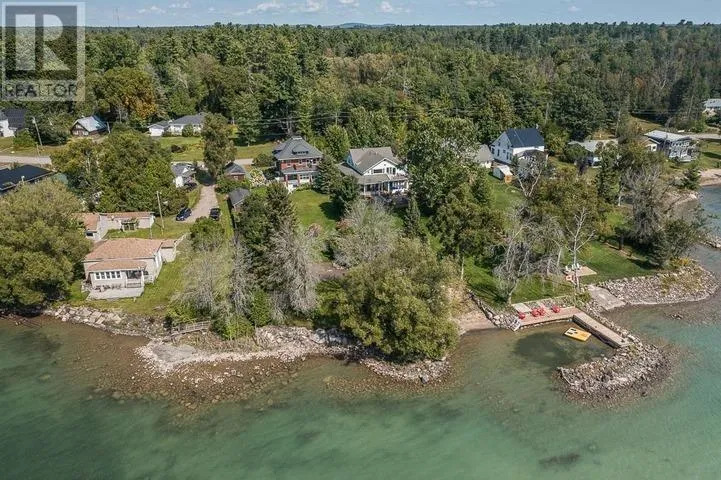 31 Taylor St, Bruce Mines, Ontario P0R 1C0