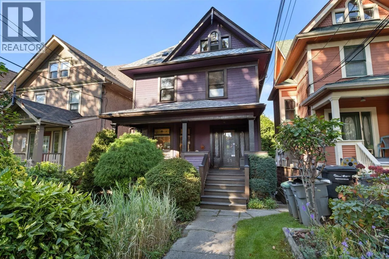 31 W 11th Avenue, Vancouver, British Columbia V5Y 1S6