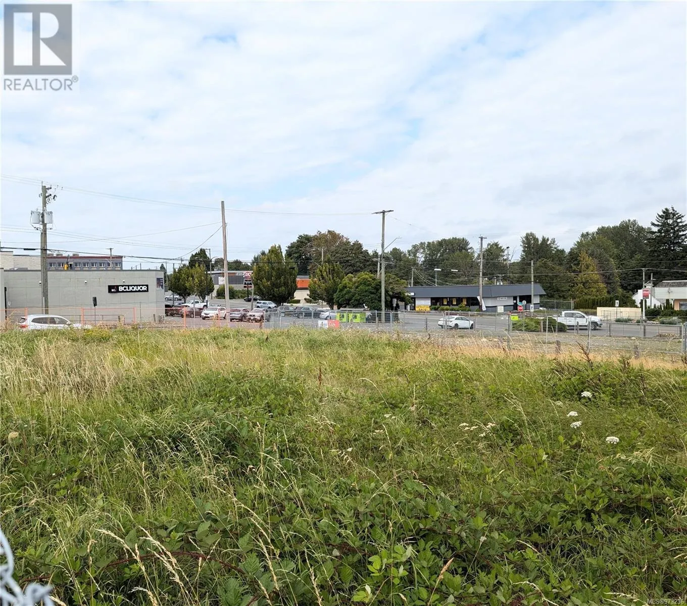 310 11th St, Courtenay, British Columbia V9N 8H5