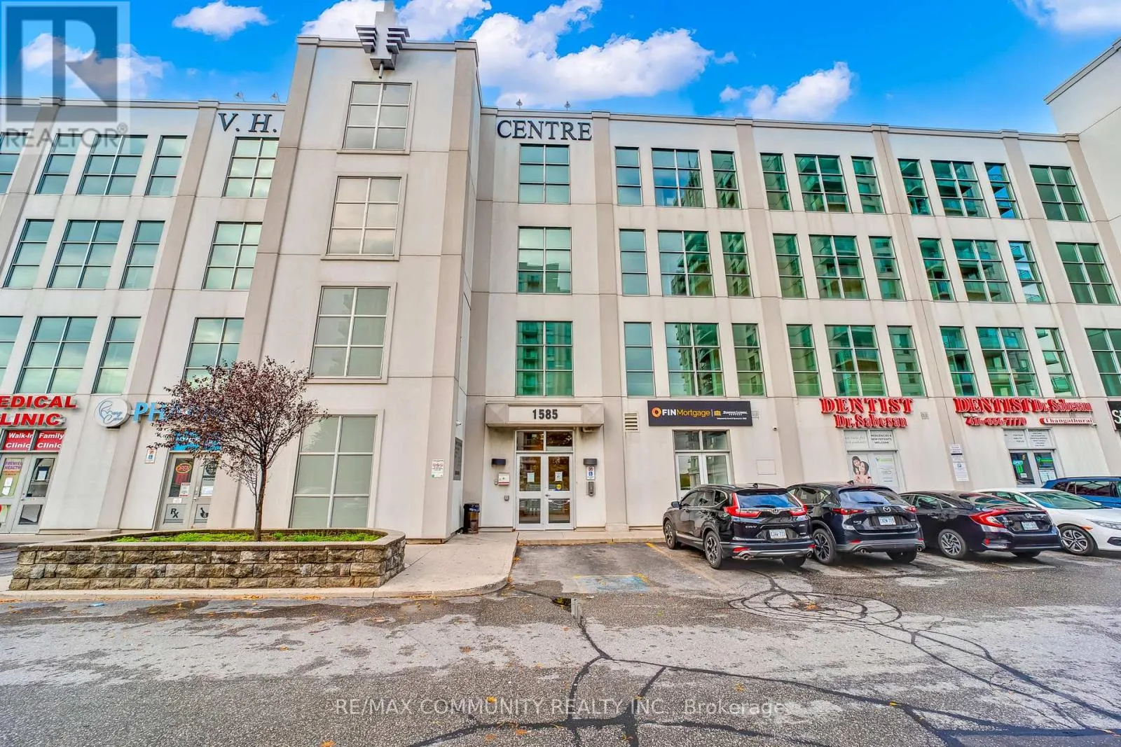 Offices for rent: 310 - 1585 Markham Road, Toronto, Ontario M1B 2W1