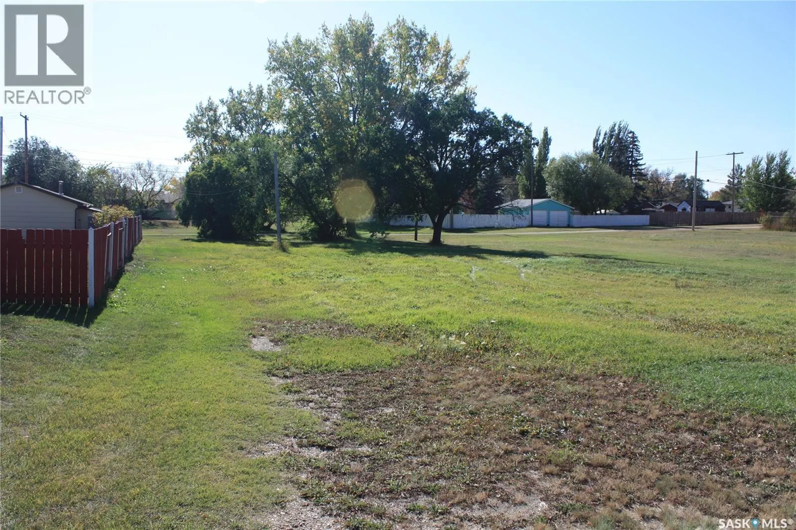 Unknown for rent: 310 1st Street, Dundurn, Saskatchewan S0K 1K0