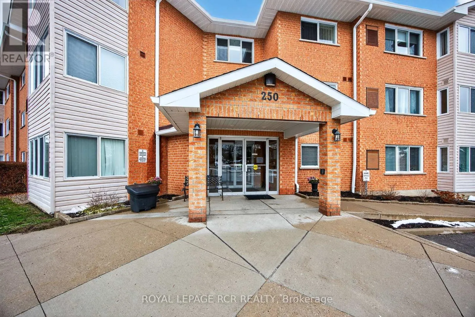 Apartment for rent: 310 - 250 Robert Street, Shelburne, Ontario L9V 3P9