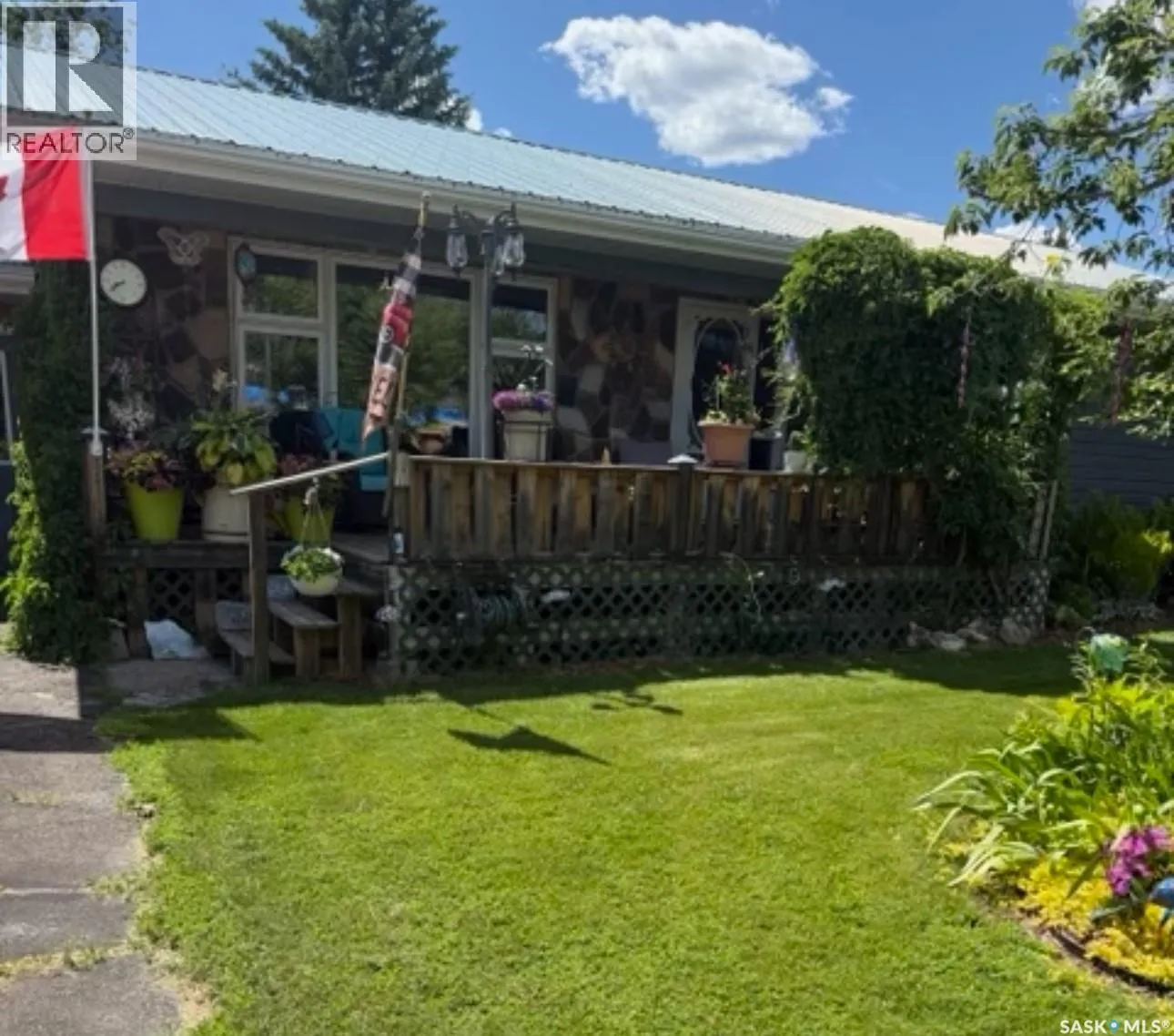 House for rent: 310 2nd Avenue S, Rockglen, Saskatchewan S0H 0B0