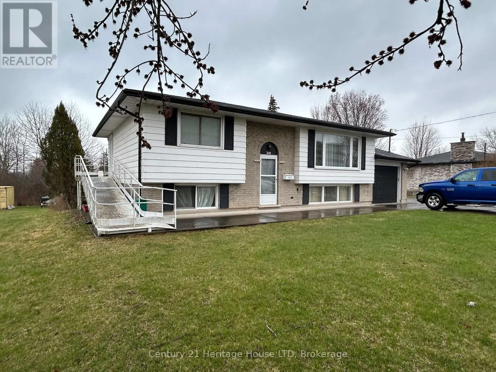 House for rent: 310 Albany Street, Fort Erie, Ontario L2A 1L9