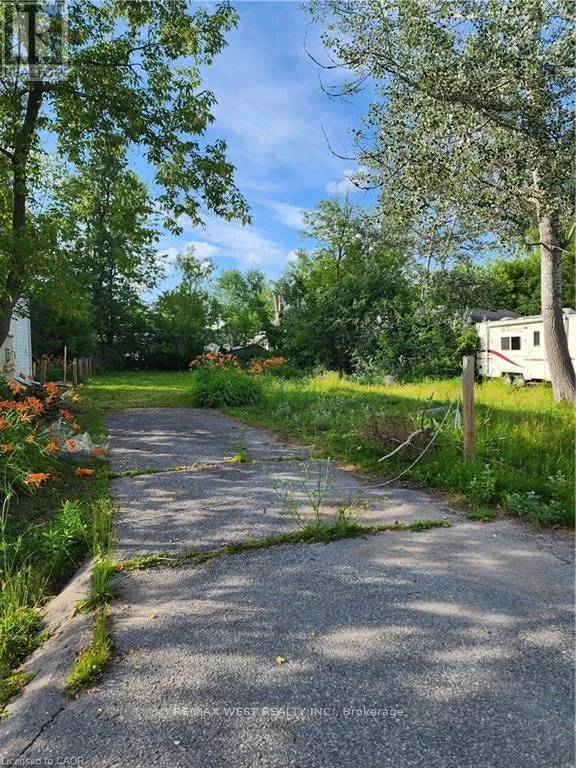 310 Terrace Drive, Georgina, Ontario L4P 2Y8